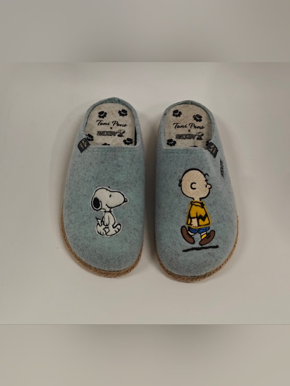 Women’s Snoopy Felt Clog Slippers EU 39 US 8-8.5 Peanuts House Shoes Cozy Slip-O